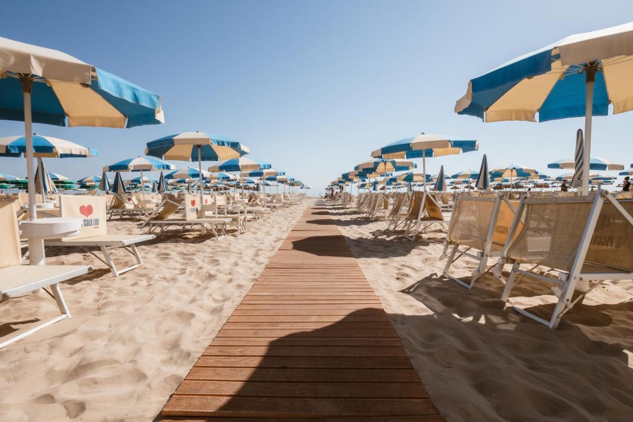 סניגליה Hotel Villa Del Mare מראה חיצוני תמונה