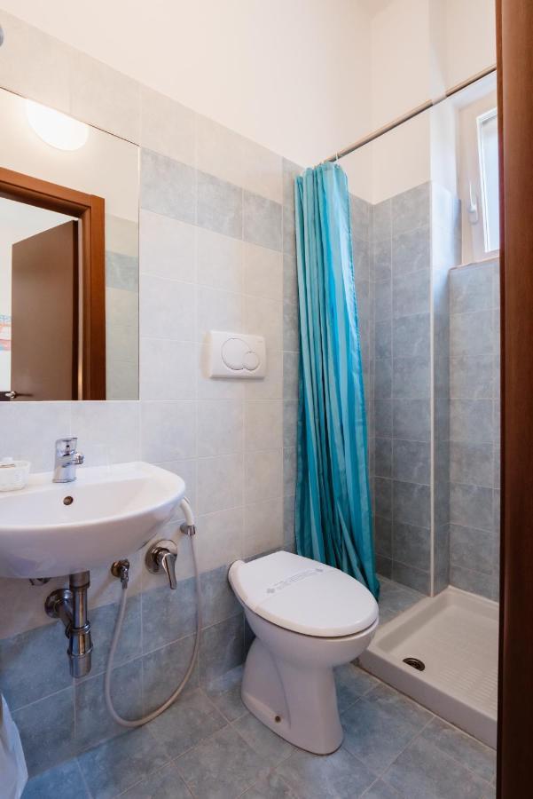 סניגליה Hotel Villa Del Mare מראה חיצוני תמונה